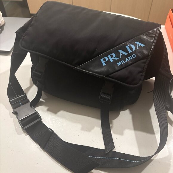 Prada Bag - Picture 1 of 7
